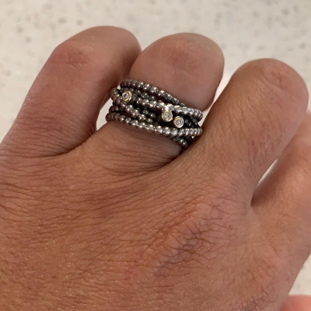 Beautiful authentic Pandora ring